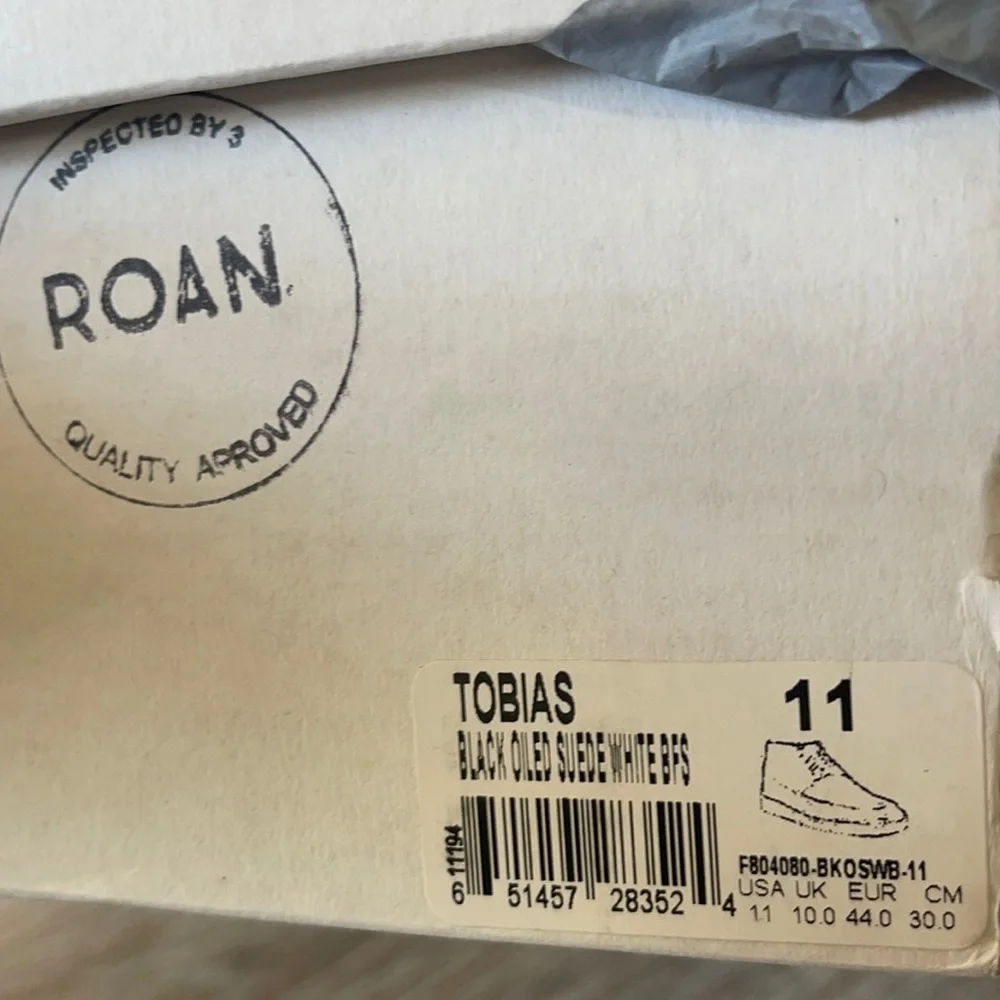 Roan by Bed | Stu “Tobias” Black Oiled Suede Chukka Boot Size 11